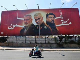 France urges nationals living in Iran to 'temporarily leave'