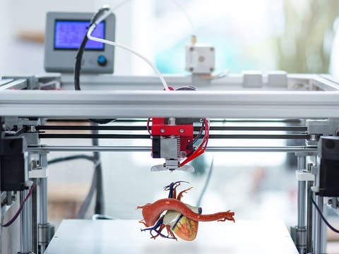 Doctors at Cleveland Clinic Abu Dhabi used a 3D printed model of the heart and its vessels to plan a complex surgical intervention for a 41 year old patient with a rare heart defect.