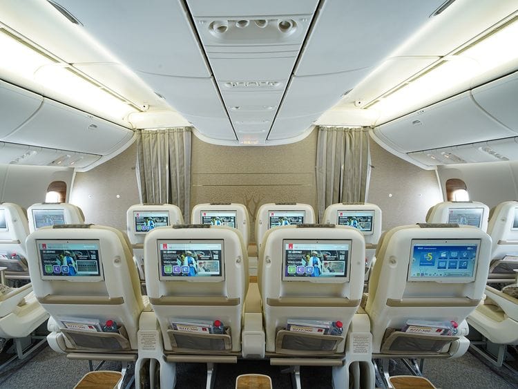 Stock-Emirates-777