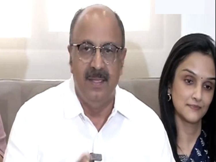 Actor Siddique of General Secretary of AMMA and actress Jomol 