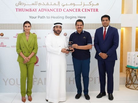 Dr Thumbay Moideen (2nd right) presenting memento to Hamad Obaid Taryam Al Shamsi. Akbar Thumbay Moideen (Right) also attended the inaugural ceremony of Thumbay Advanced Cancer Centre in Ajman.