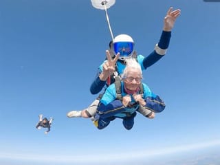 102-year-old woman becomes UK's oldest skydiver