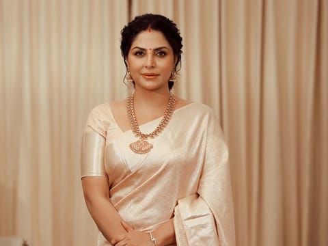 Malayalam actress Asha Sharath clarifies her stand on supporting survivors, and not Siddique 