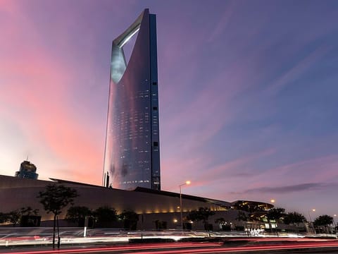 The Riyadh cityscape is changing by the day. Now, Dar Global goes high-end with its all-villa development in the city. And with jeweller Mouawad doing the interiors. 
