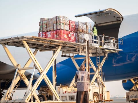  Dubai Humanitarian on Tuesday announced to airlift another consignment of urgent relief supplies for Gaza.