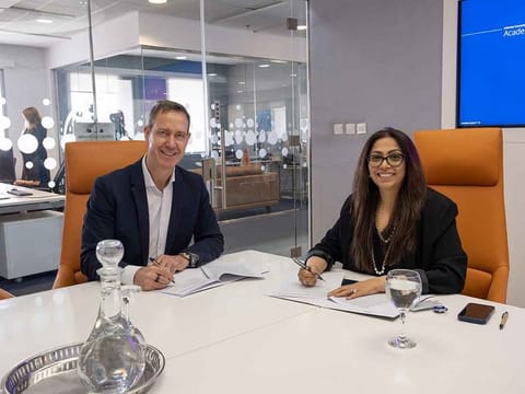 Russell Longmuir (left), CEO at EFQM, Shabnam Rawal, Managing Director of Informa Connect.