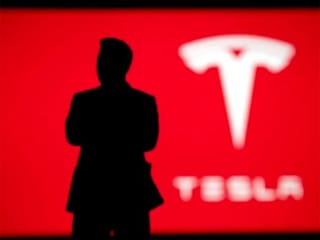 US to probe Tesla's 'full self-driving' system after pedestrian killed in low visibility conditions