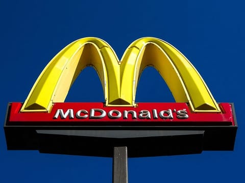 E. coli outbreak: Illnesses appear to be linked to onions in Quarter Pounder sandwiches