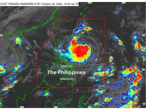 Philippine weather bureau Pagasa has issued a gale warning over the northern and eastern seaboards of Northern Luzon for Monday afternoon as severe tropical storm Kong-rey (locally named "Leon") intensified. 