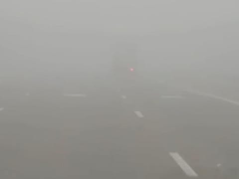 The Met office issued red and yellow alerts across coastal and internal areas for fog until 9:30am.
