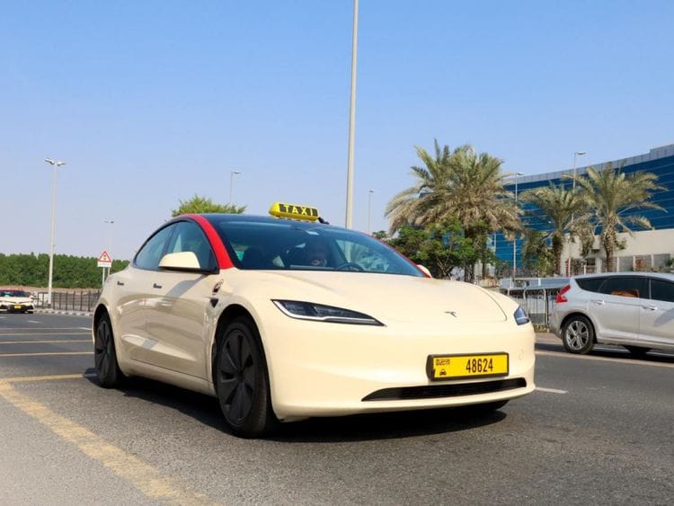 Dubai taxi-1731586524995