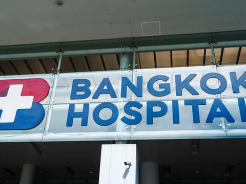 A young Australian woman has died and another is fighting for her life in hospital in Bangkok on November 21, 2024 after a suspected mass methanol poisoning in Laos, Australia's prime minister said. 
