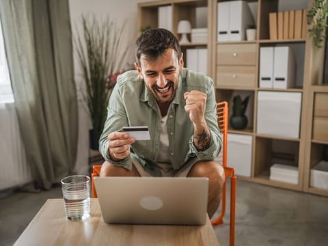 Amazon's White Friday Sale is ending! Shop smart gadgets, kitchen appliances, cameras and much more.