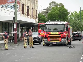 Arsonists set Melbourne synagogue ablaze