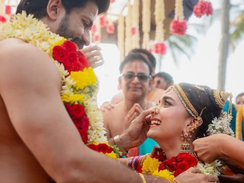  Keerthy Suresh gets married to her long-time partner Antony Thattil