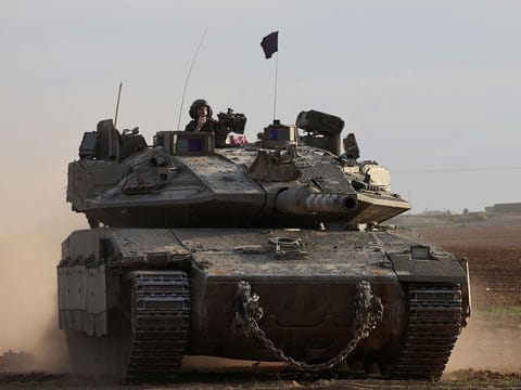 The military also fired automatic weapons at the border villages of Hula, Markaba and Kfar Kila.

