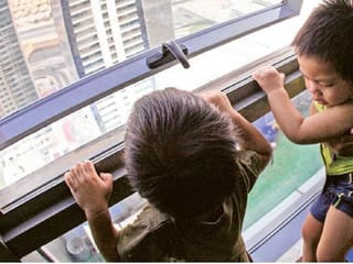 Abu Dhabi Police campaign to prevent child falls from windows and balconies