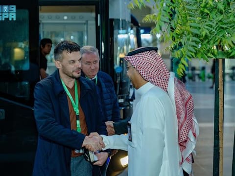 The second batch of foreign Umrah pilgrims invited by King Salman arrive in Medina.