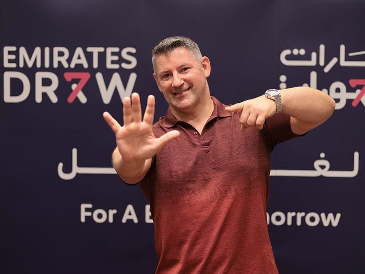Robert_Burkovskim_-_Fourth_Emirates_Draw_FAST5_Grand_Prize_Winner-1704038684735