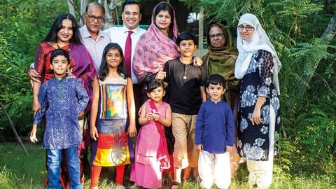 Three generations of the Khan family are now bidding the zoo farewell. FROM BOTTOM LEFT: Sahil, Zeenath,
Reza, Nesar, Farhana, Ayhaam, Nurun, Veena, Akash, Alyssa and Samara. 