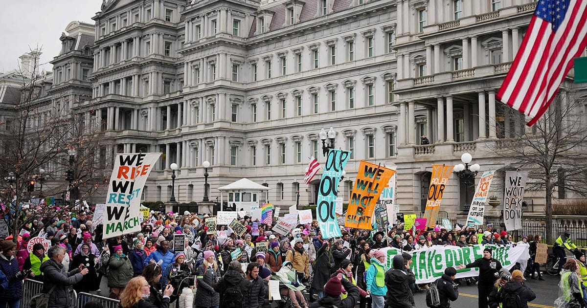 Us Rallies Thousands rally in Washington against Donald Trump