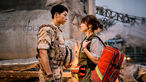 K-Drama Rewind, Descendants of the Sun: Song Joong-ki and Song Hye-kyo ...