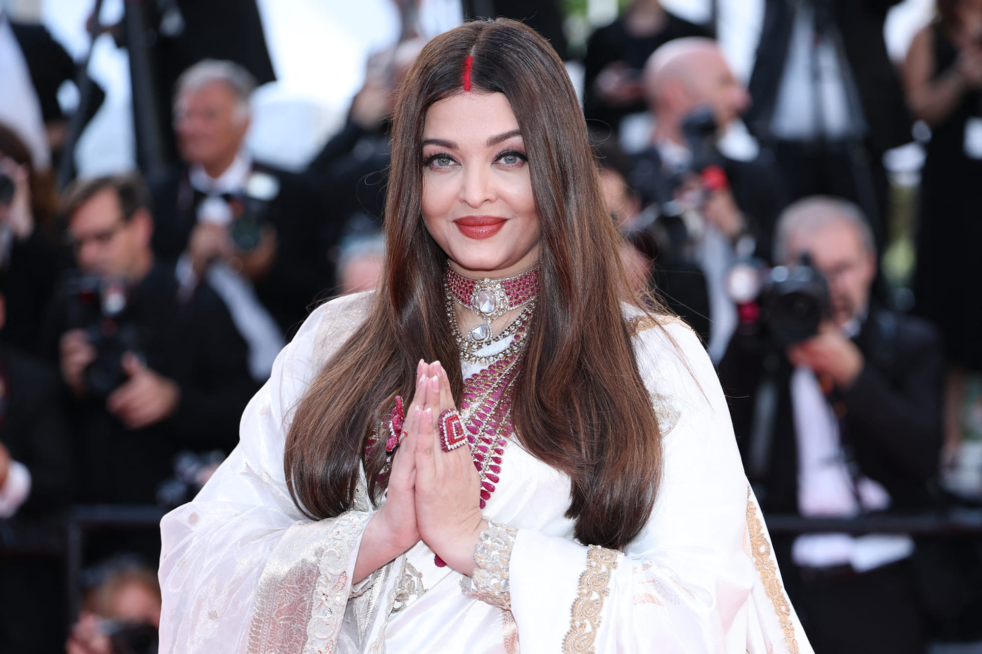 Aishwarya Rai Bachchan’s Cannes comeback: Personal statement, political ...