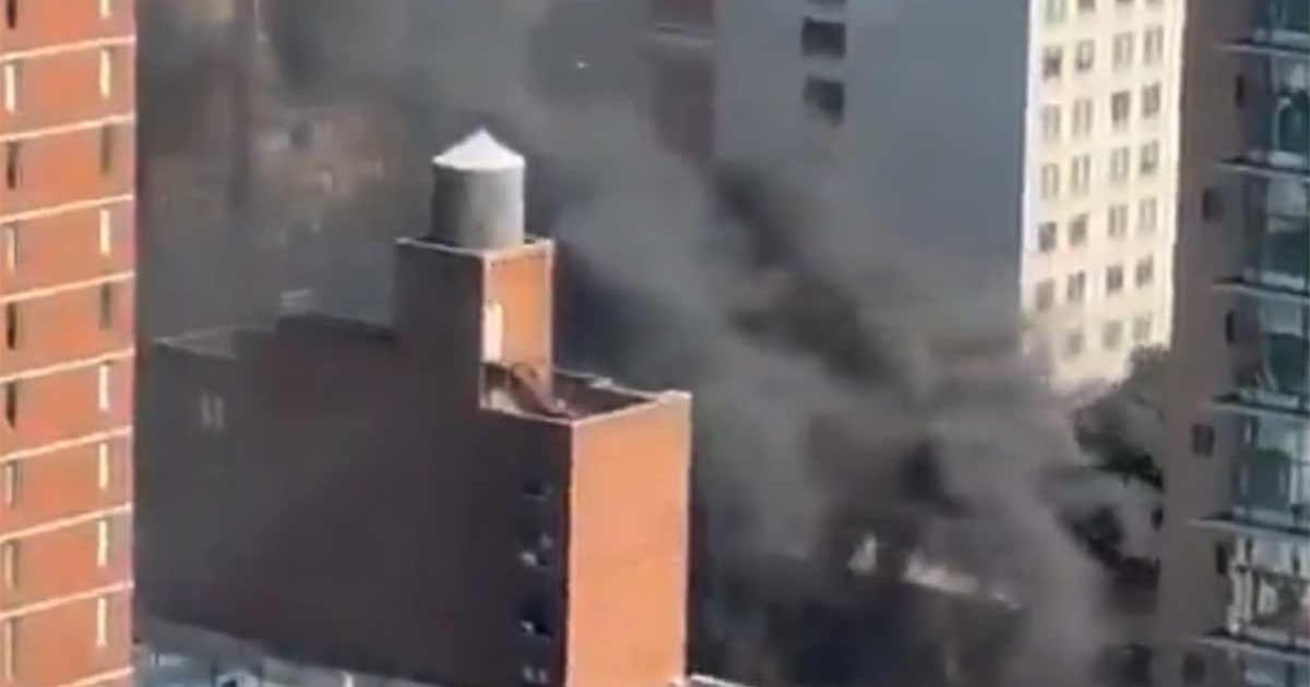 Skyscraper Exploding Explosion rocks New York apartment block, fire erupts