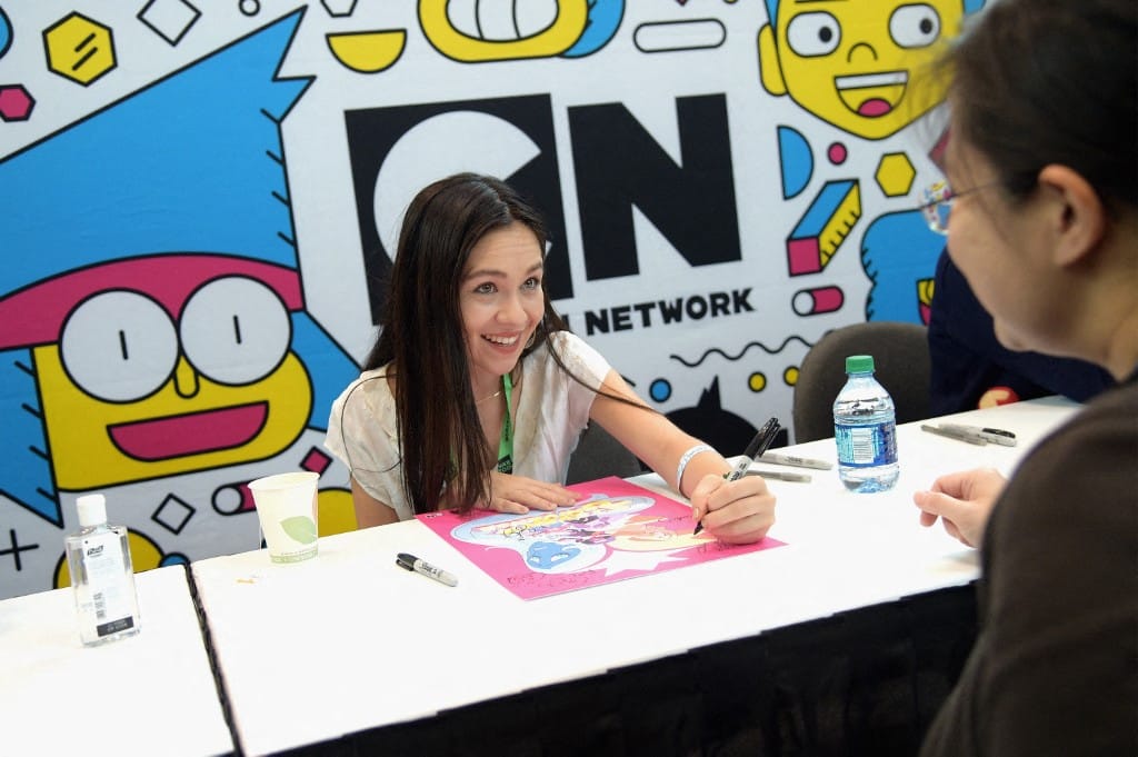 Voice actress Grace Rolek attends the Steven Universe signing during New York Comic Con 2017 - JK at Jacob K. Javits Convention Center on October 5, 2017 in New York City. 27356_002 Jason Kempin/Getty Images for Cartoon Network/AFP (Photo by Jason Kempin / GETTY IMAGES NORTH AMERICA / Getty Images via AFP)