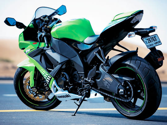 あーる Ninja theory: Kawasaki Ninja ZX-10R