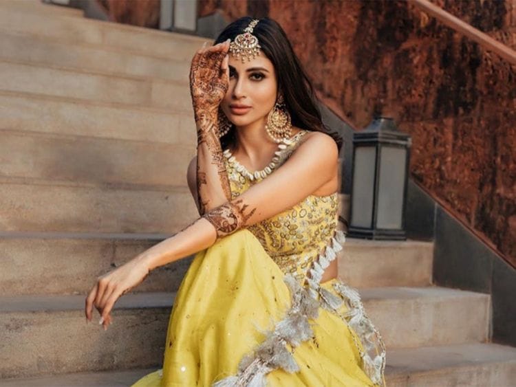 slim fit dress slacks Mouni Roy in Golden mukaish saree – Sawan Gandhi Online Store main image 0