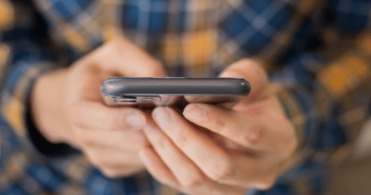 UAE: Facing an issue with your landline or mobile phone connection ...