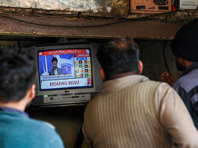 With over half the seats counted, Imran Khan’s supporters lead in ...