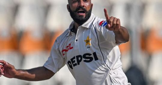 Pakistan s Sajid Takes Seven Wickets Against England pakistan-s-sajid-takes-seven-wickets-against-england